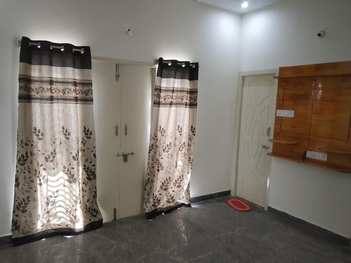 Thirumala Inn Yelagiri Eksteriør bilde