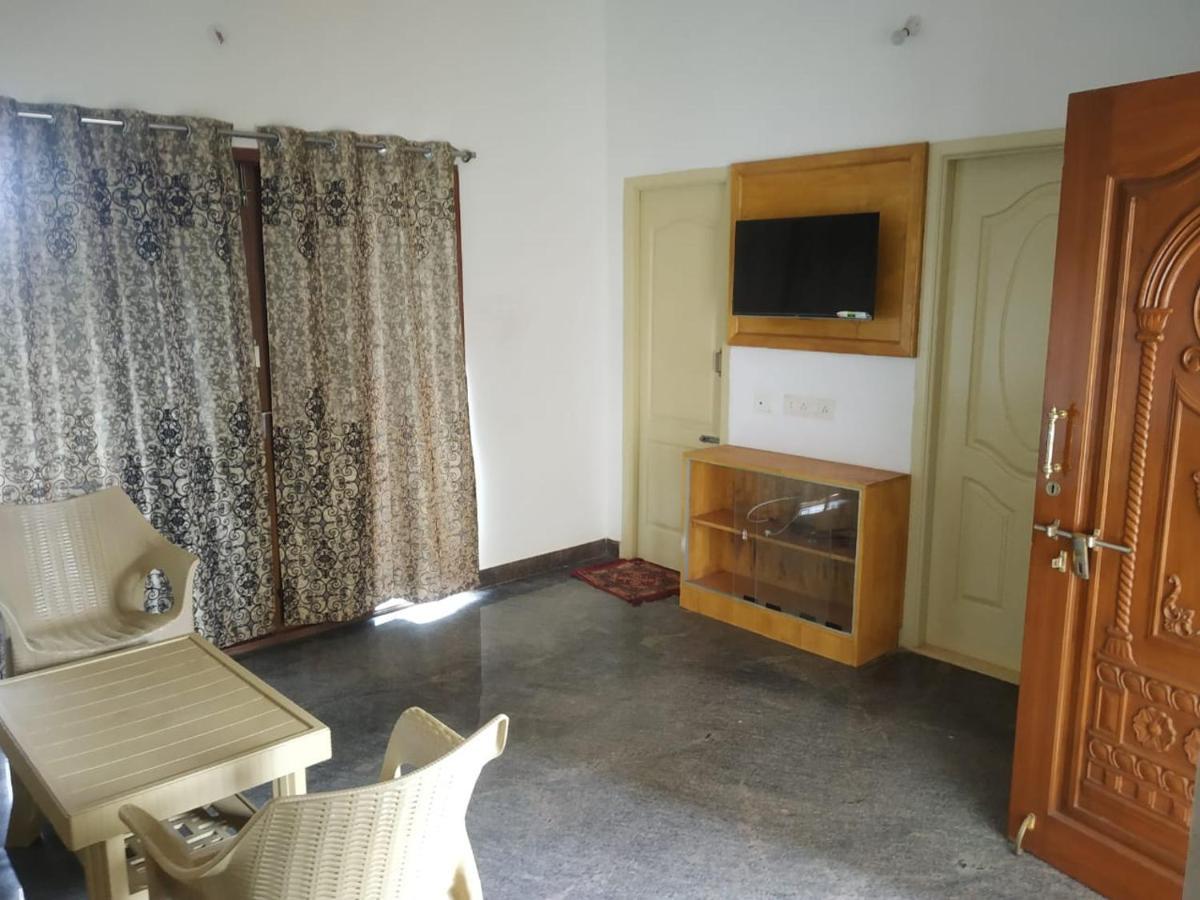 Thirumala Inn Yelagiri Eksteriør bilde