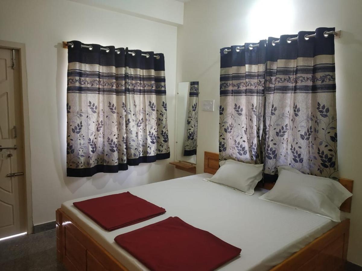 Thirumala Inn Yelagiri Eksteriør bilde